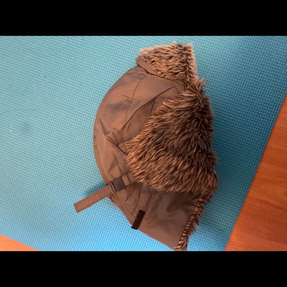 hat - Picture 2 of 3